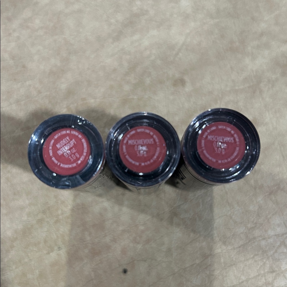 Makeup Bundle - Picture 6 of 10